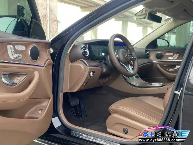 20年奔驰E轿车抵押车出售