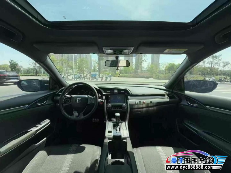 22年本田思域轿车抵押车出售