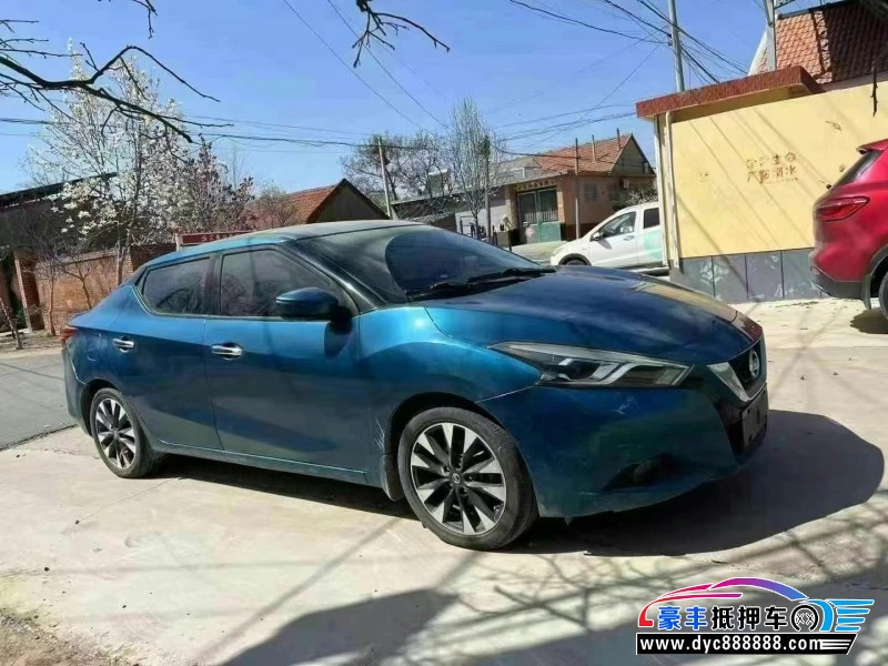 18年日产蓝鸟轿车抵押车出售
