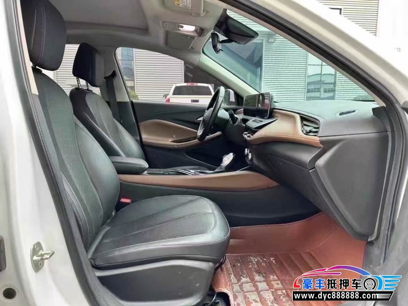 21年别克威朗轿车抵押车出售