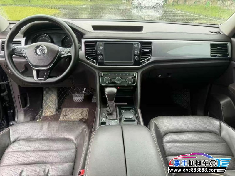 17年大众途昂轿车抵押车出售