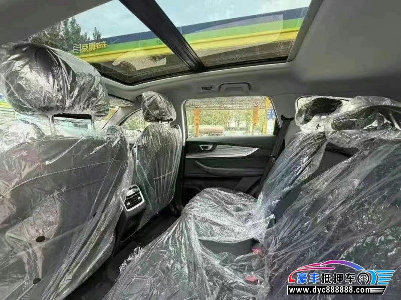 25年奇瑞瑞虎8轿车抵押车出售