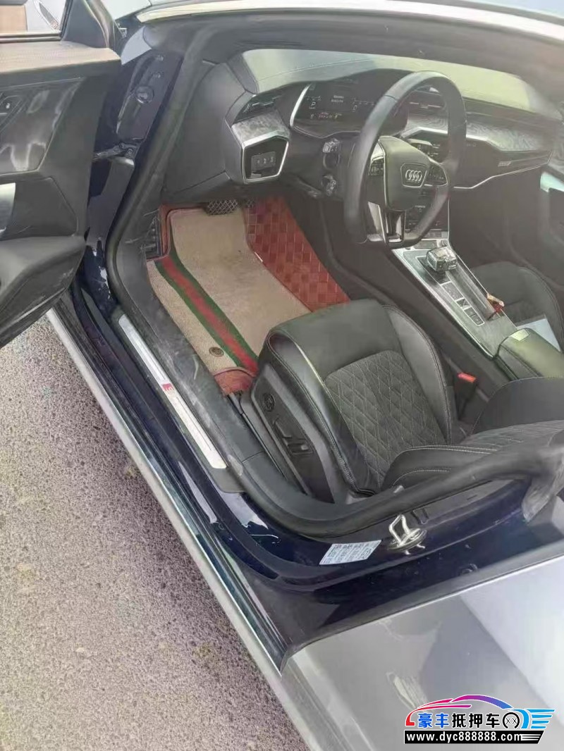 22年奥迪A7轿车抵押车出售