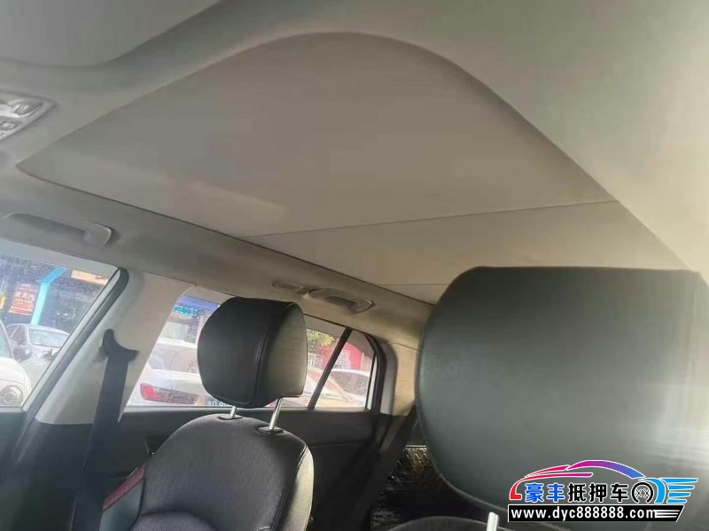 18年现代ix25轿车抵押车出售