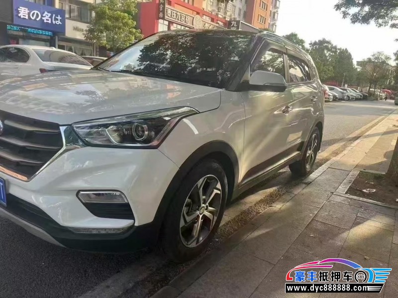 18年现代ix25轿车抵押车出售