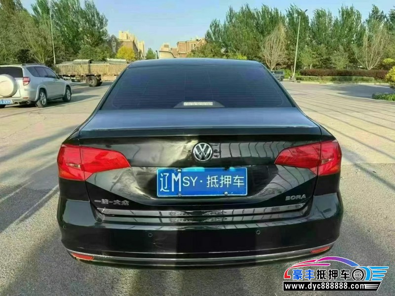 18年大众宝来轿车抵押车出售