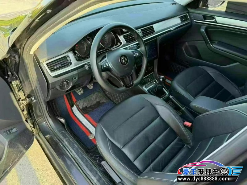 18年大众宝来轿车抵押车出售