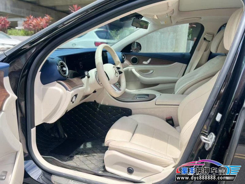 23年奔驰E轿车抵押车出售