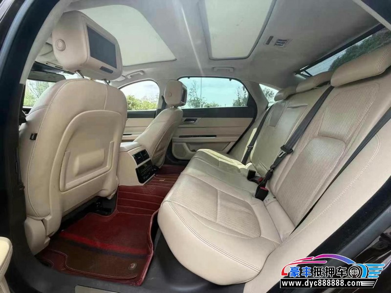 17年捷豹XFL轿车抵押车出售