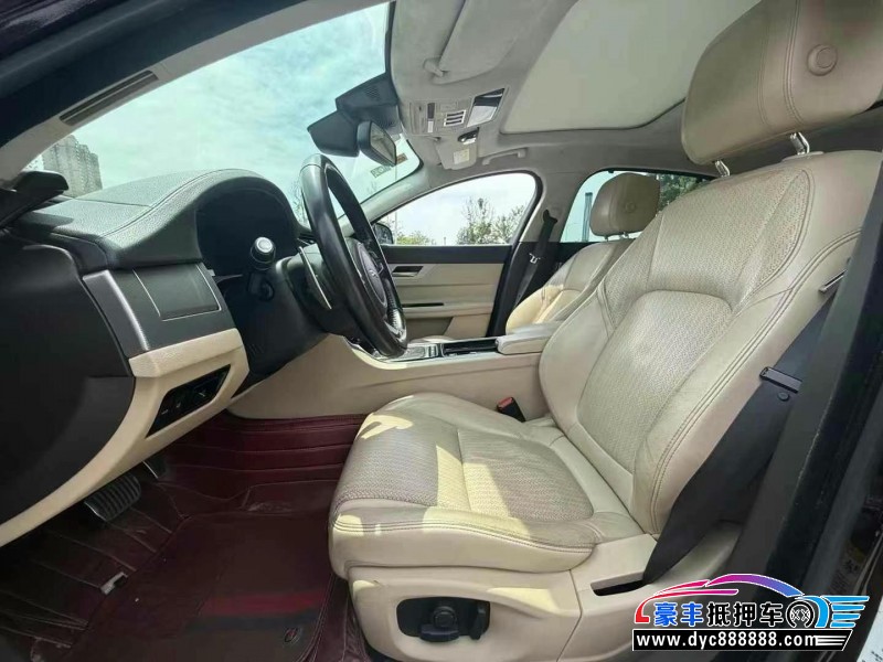 17年捷豹XFL轿车抵押车出售