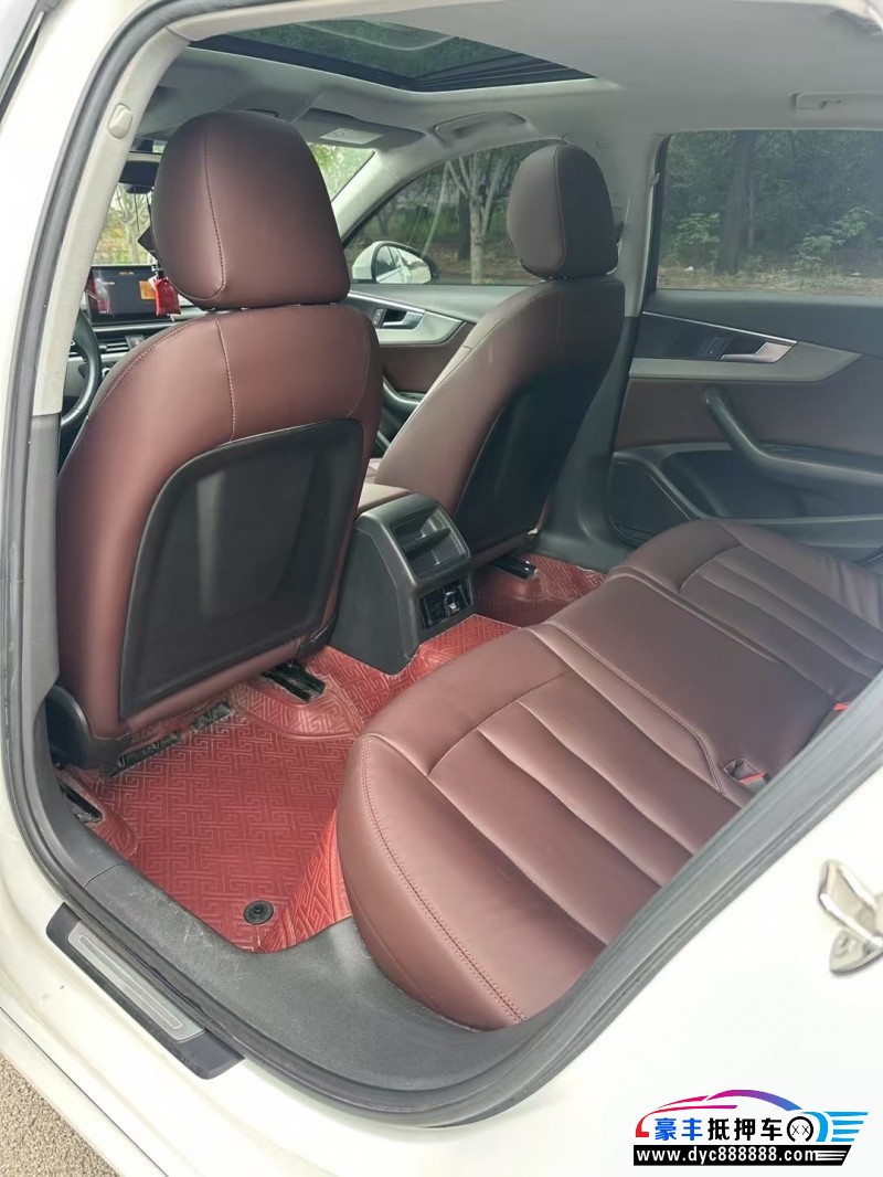 18年奥迪A4L轿车抵押车出售