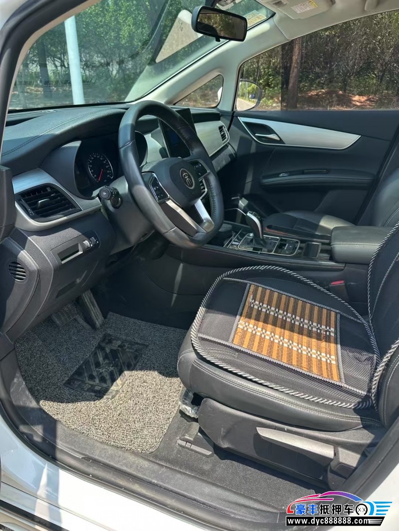 21年比亚迪宋轿车抵押车出售