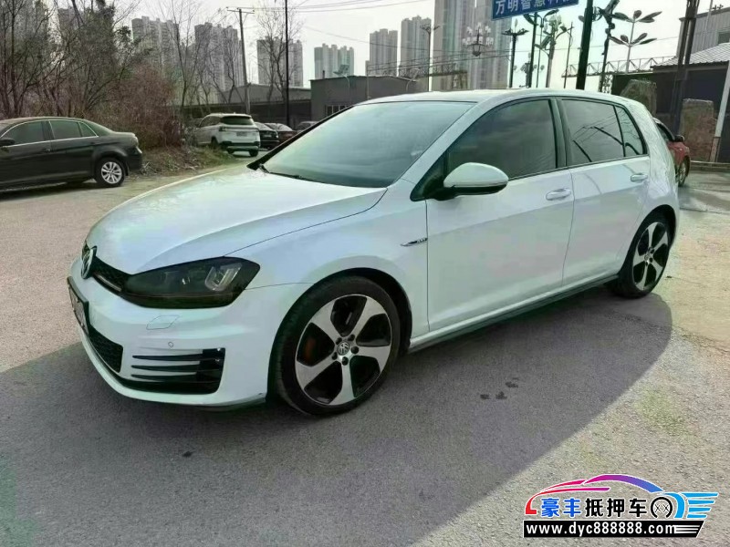 16年大众高尔夫轿车抵押车出售