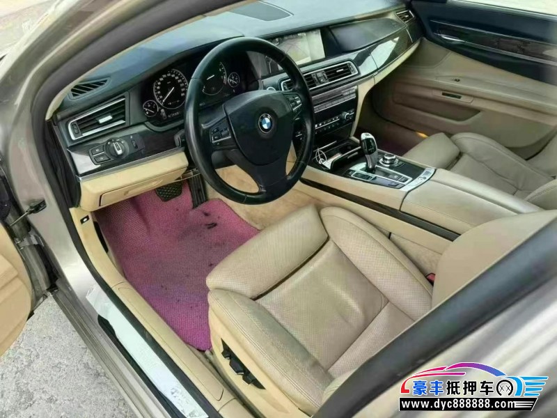 11年宝马7系轿车抵押车出售