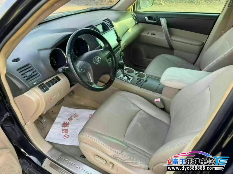 11年丰田汉兰达轿车抵押车出售