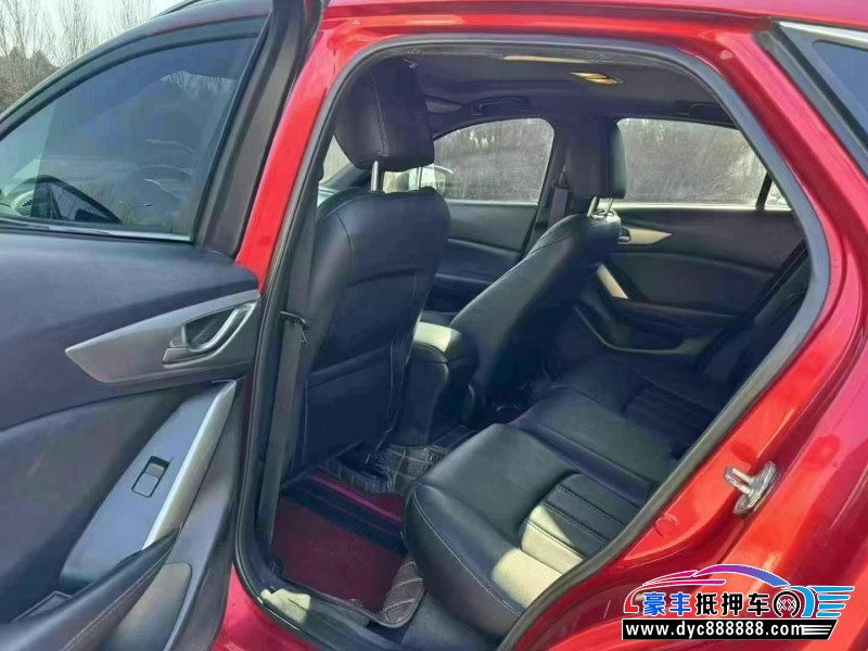 17年马自达CX-4轿车抵押车出售