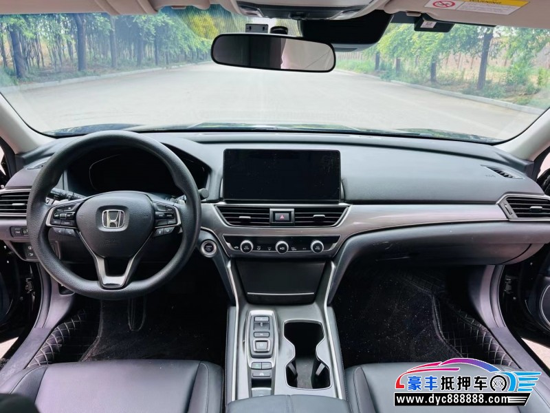 23年本田雅阁轿车抵押车出售