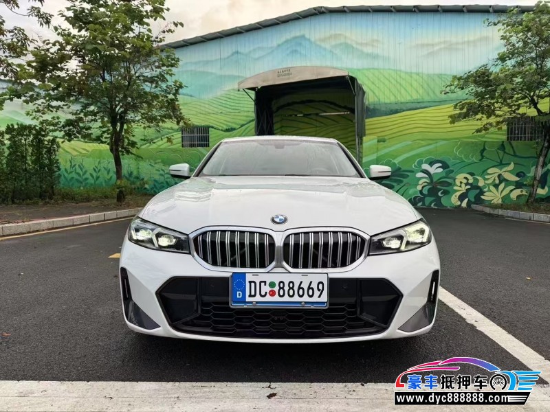 22年宝马3系轿车抵押车出售