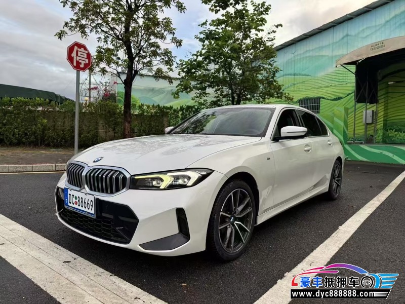 22年宝马3系轿车抵押车出售