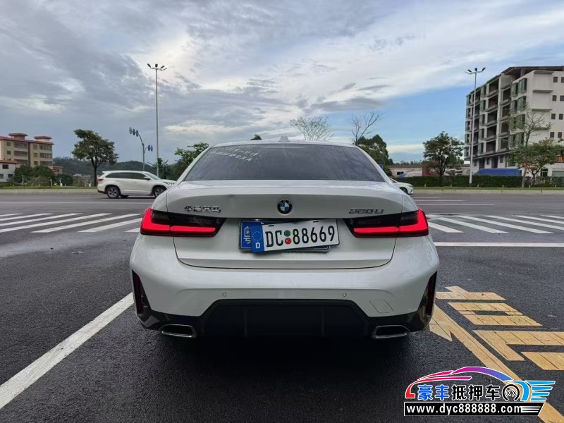 22年宝马3系轿车抵押车出售