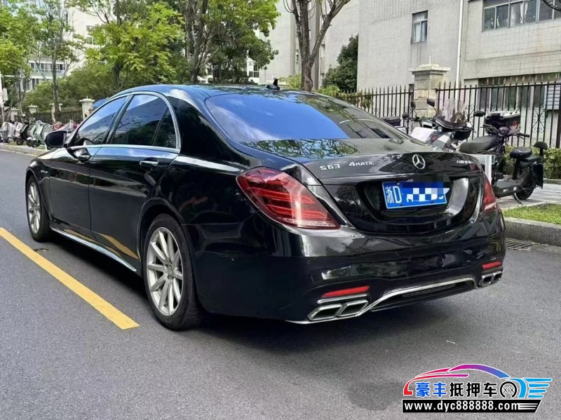 14年奔驰S轿车抵押车出售