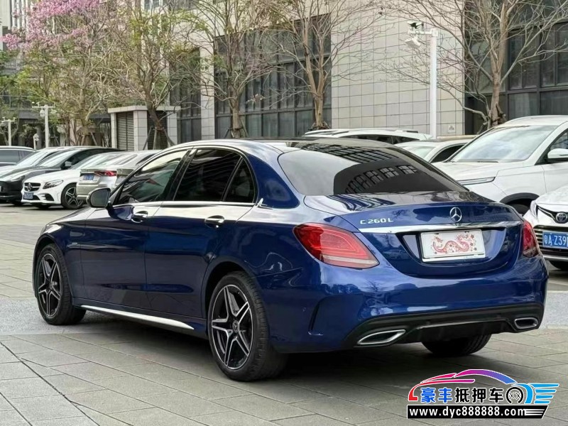 21年奔驰C轿车抵押车出售