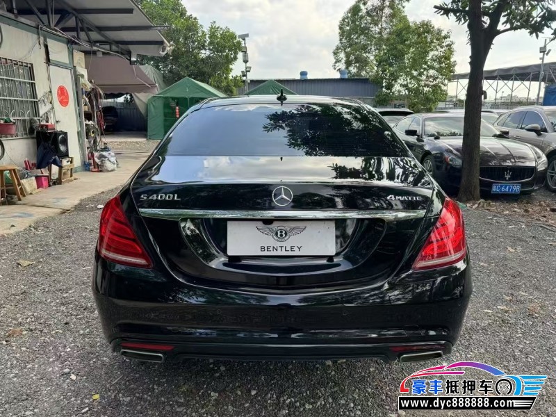 16年奔驰S轿车抵押车出售
