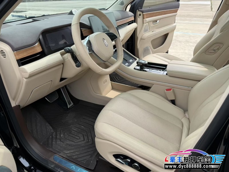 24年华为问界轿车抵押车出售