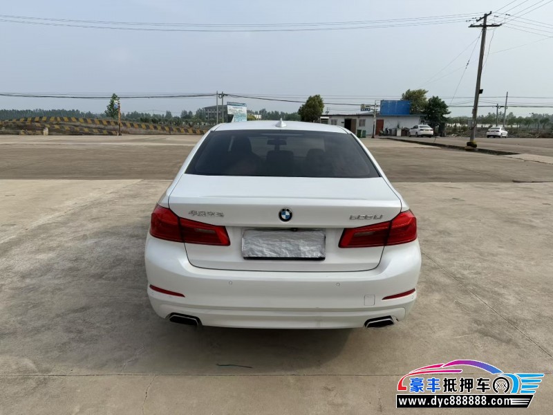 17年宝马5系轿车抵押车出售