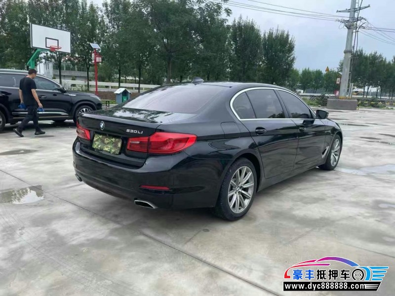 17年宝马5系轿车抵押车出售