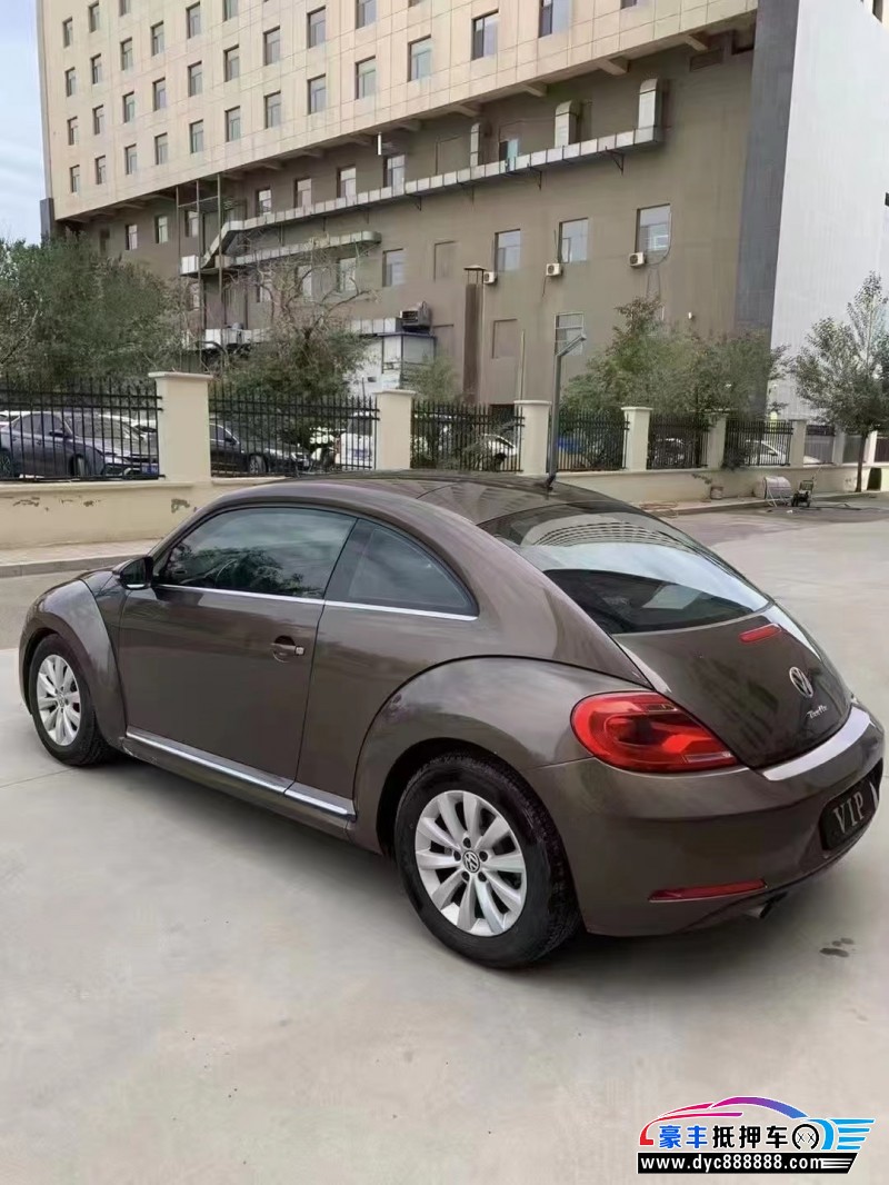 13年大众甲壳虫轿车抵押车出售