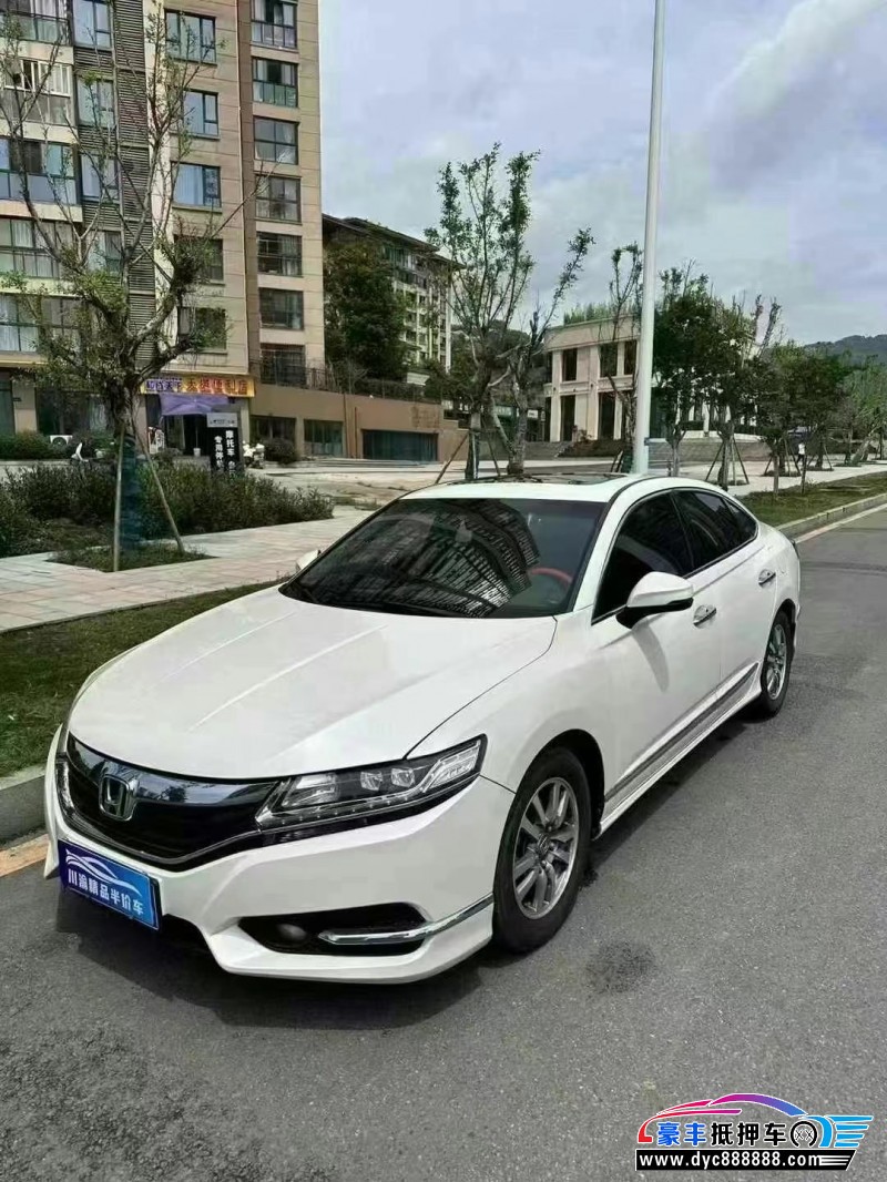 17年本田思铂睿轿车抵押车出售