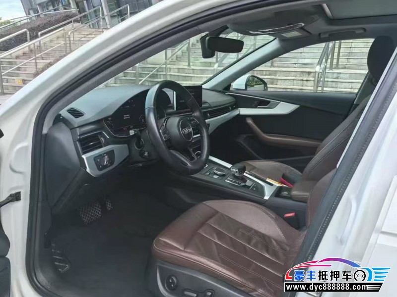 22年奥迪A4L轿车抵押车出售