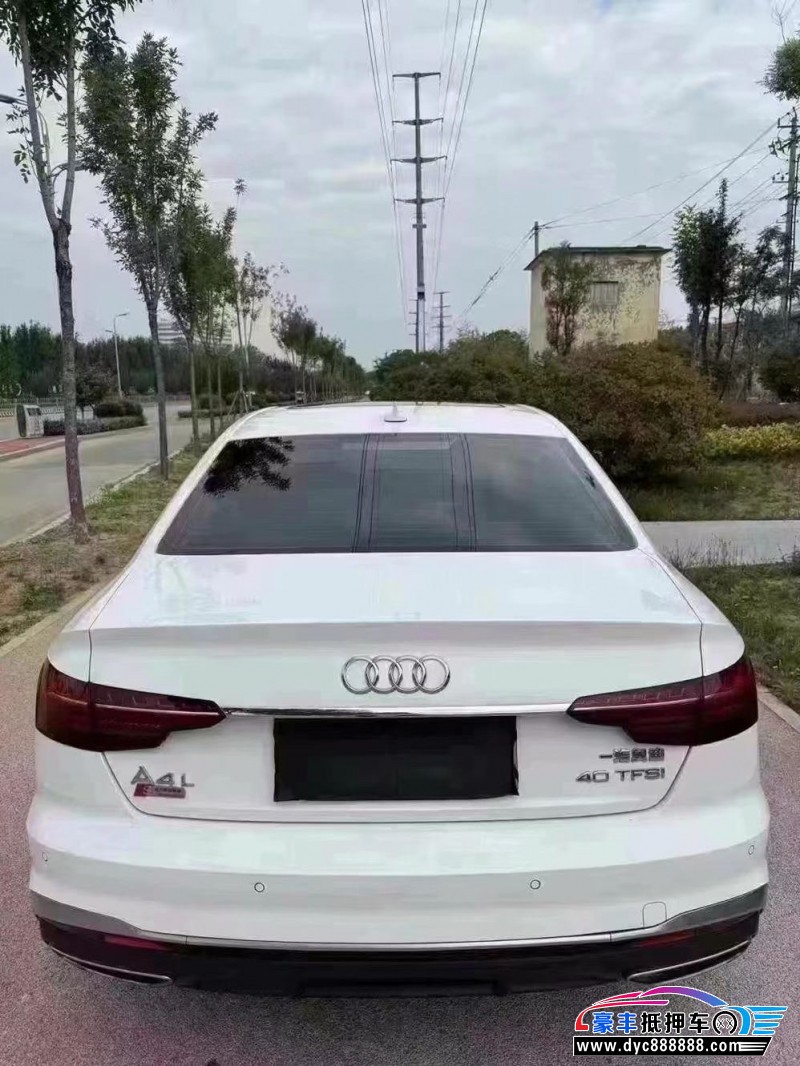 22年奥迪A4L轿车抵押车出售