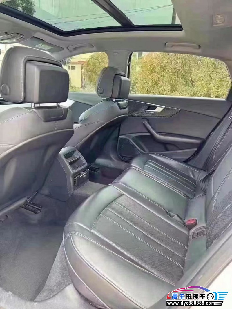 22年奥迪A4L轿车抵押车出售