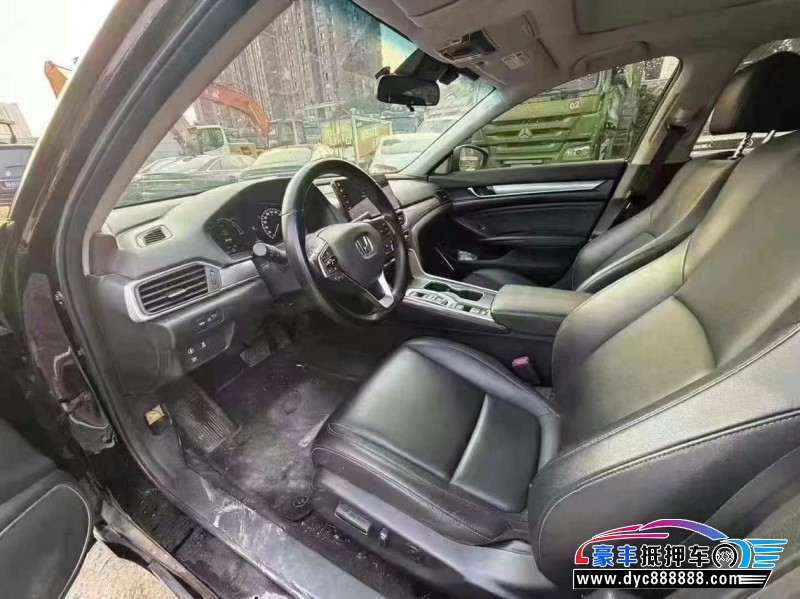 22年本田雅阁轿车抵押车出售