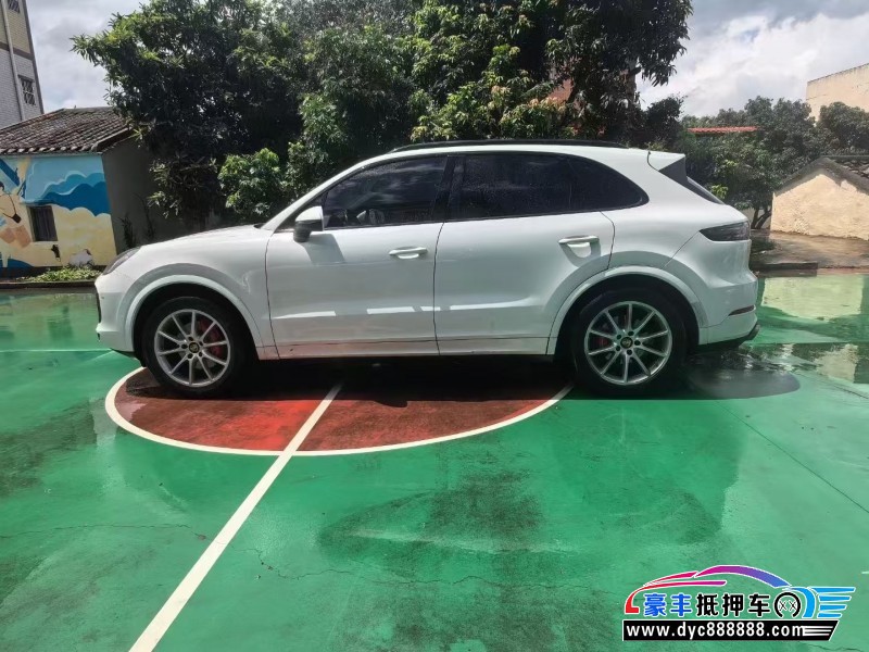 19年保时捷卡宴轿车抵押车出售