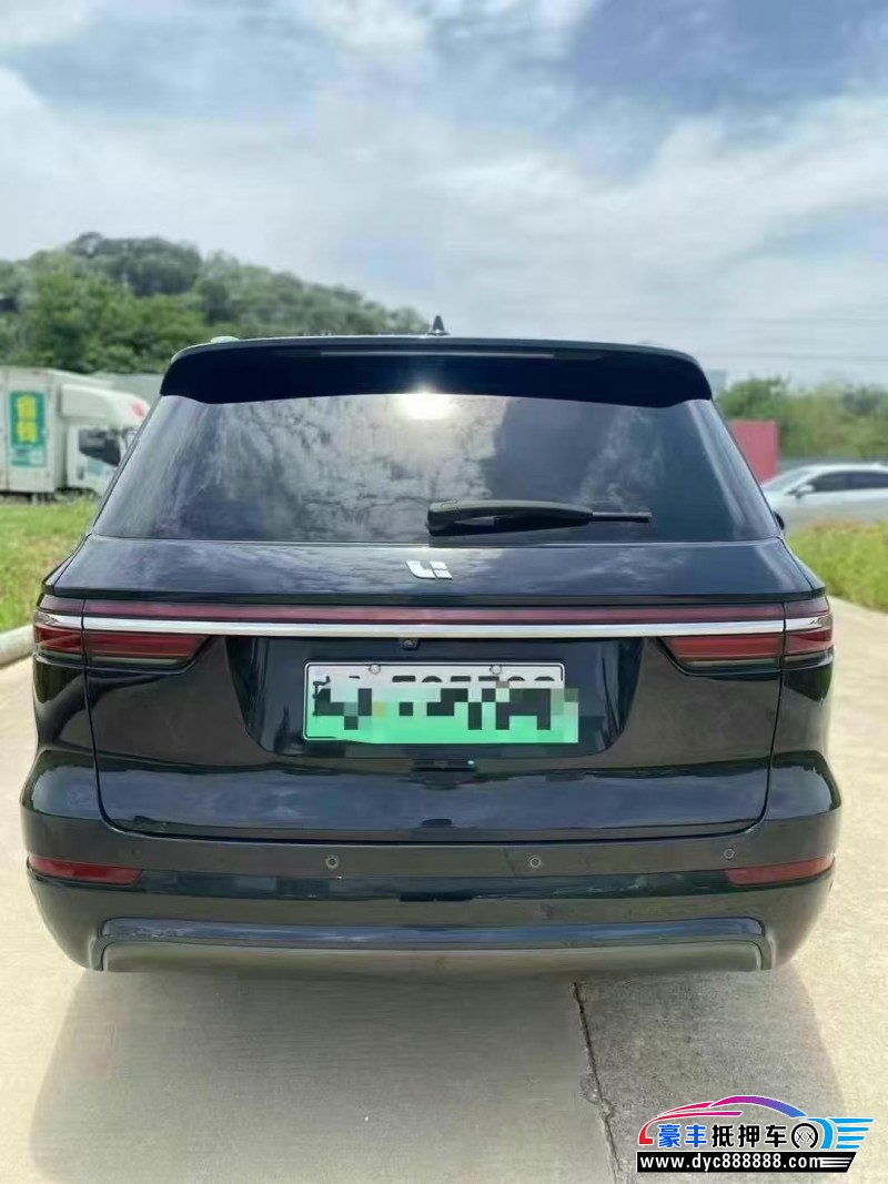 21年理想ONE轿车抵押车出售