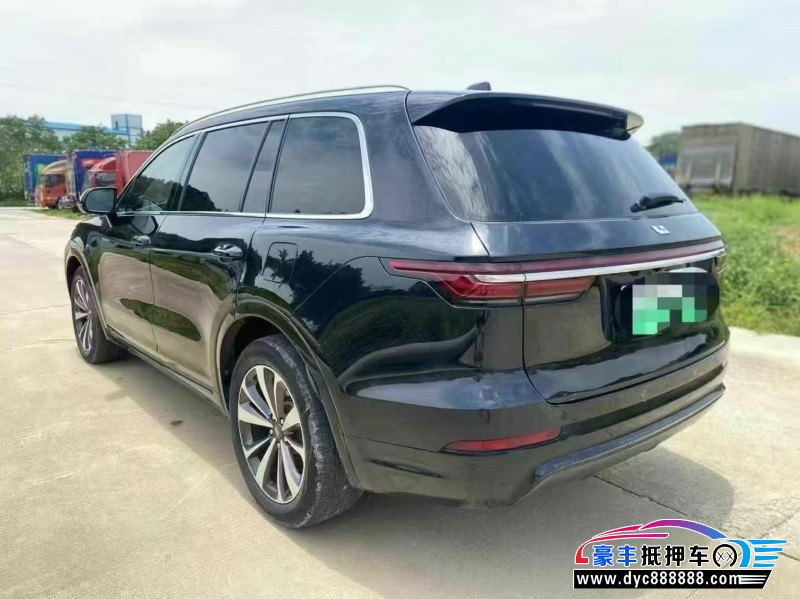 21年理想ONE轿车抵押车出售