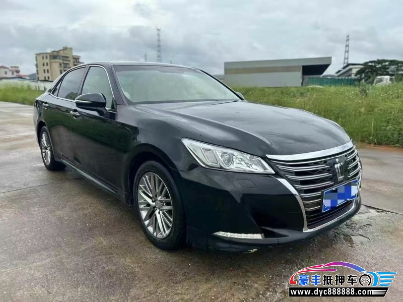 16年丰田皇冠轿车抵押车出售