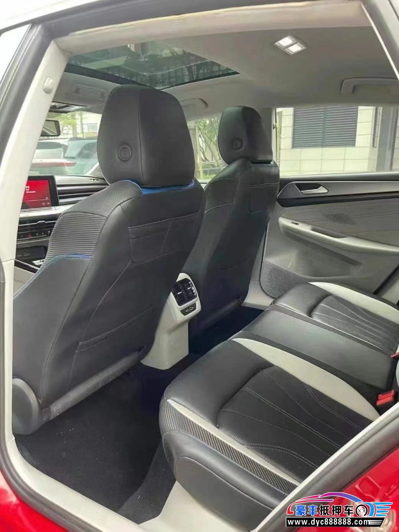 22年大众凌渡轿车抵押车出售