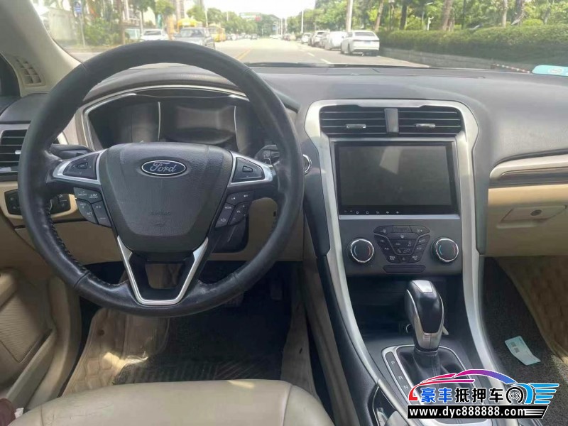 14年福特蒙迪欧轿车抵押车出售