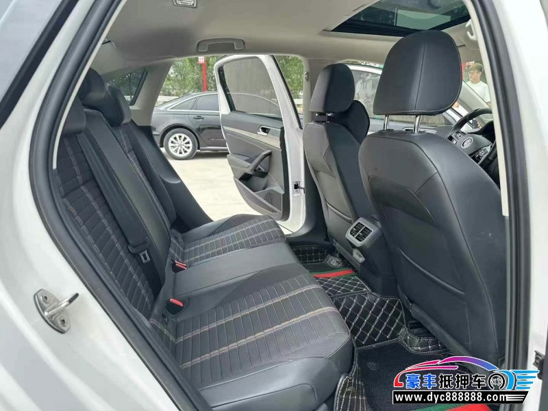 22年大众朗逸轿车抵押车出售