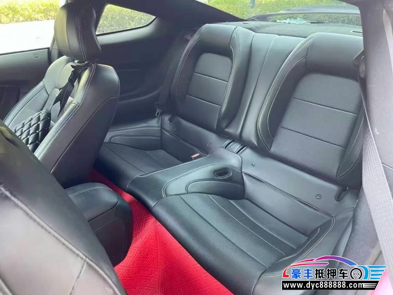 18年福特野马轿车抵押车出售