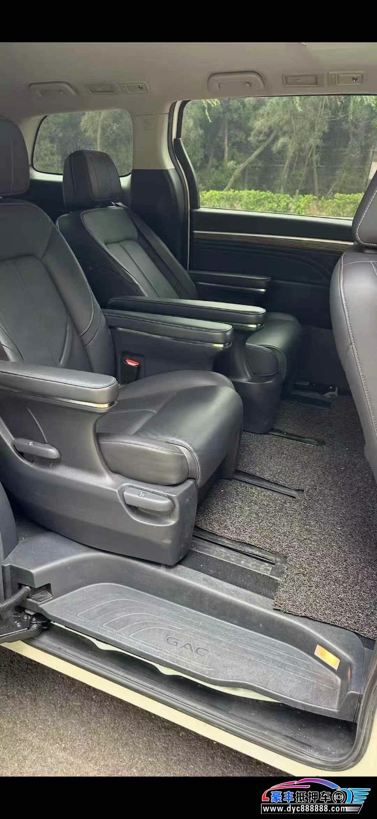 20年传祺M8轿车抵押车出售