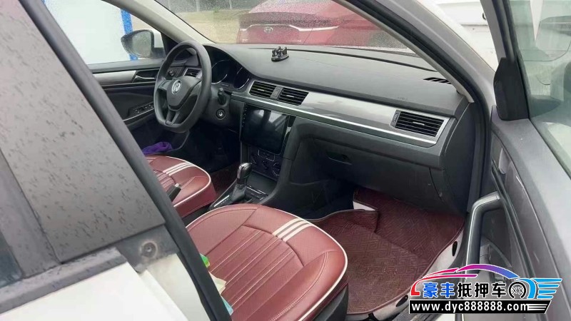 20年大众宝来轿车抵押车出售