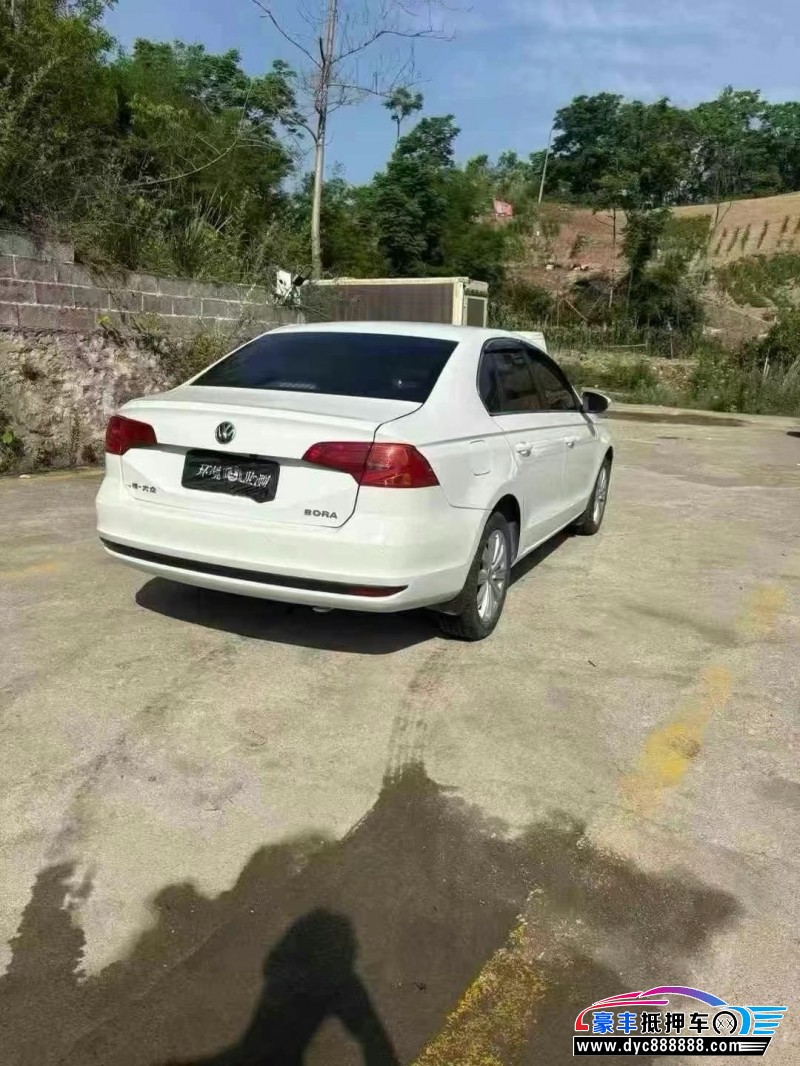 21年大众宝来轿车抵押车出售