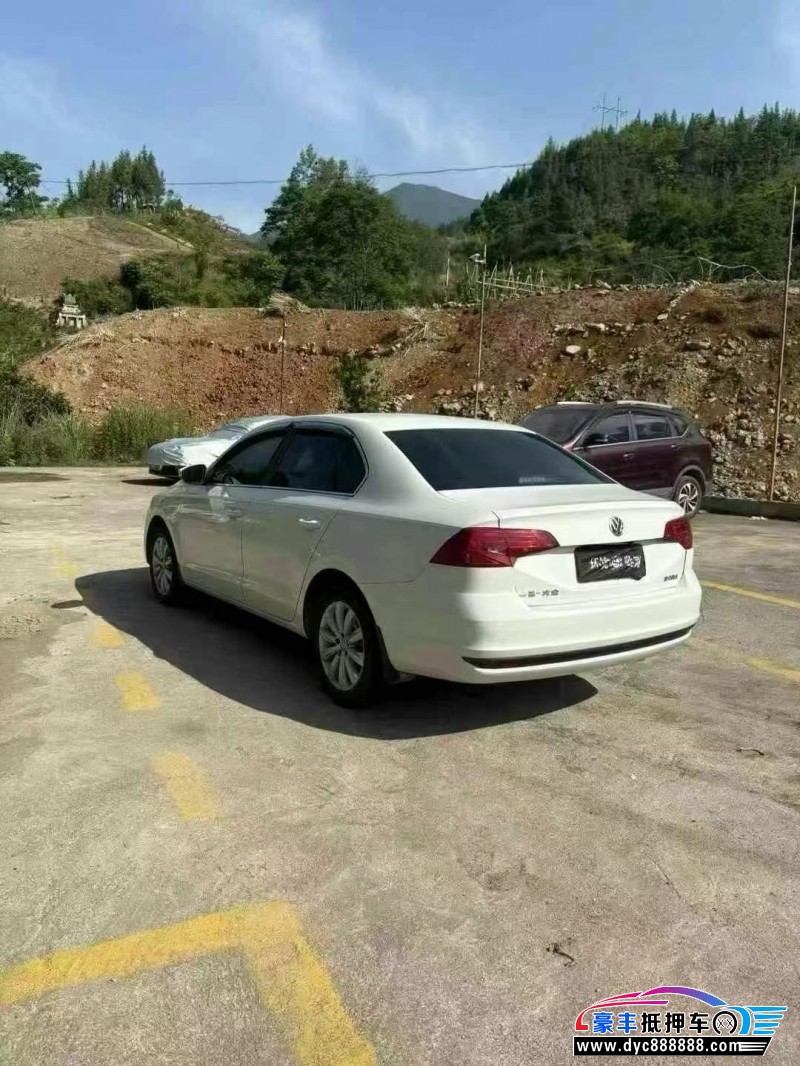 21年大众宝来轿车抵押车出售