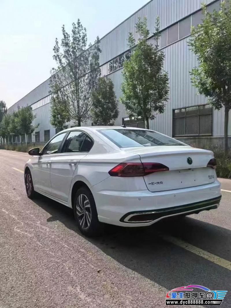 25年大众宝来轿车抵押车出售