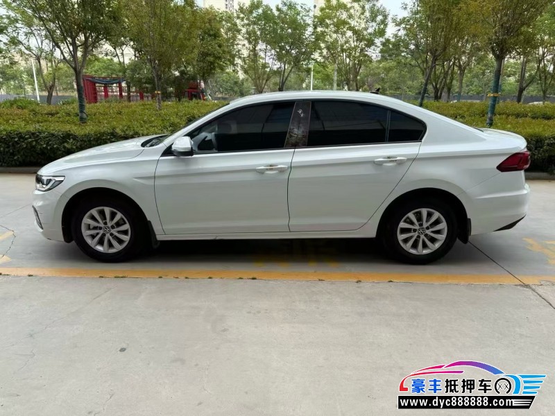 23年大众宝来轿车抵押车出售